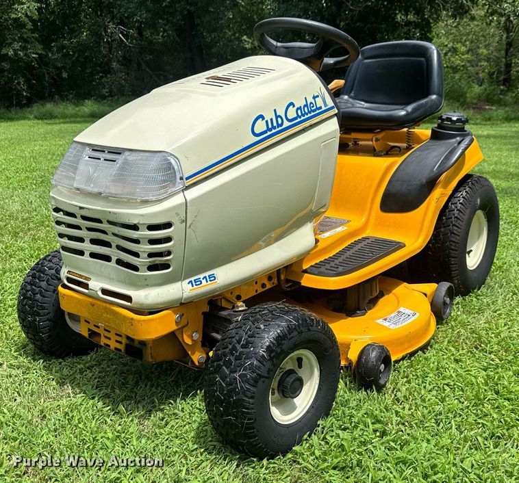 image for item DY0446 Cub Cadet 1515 lawn mower