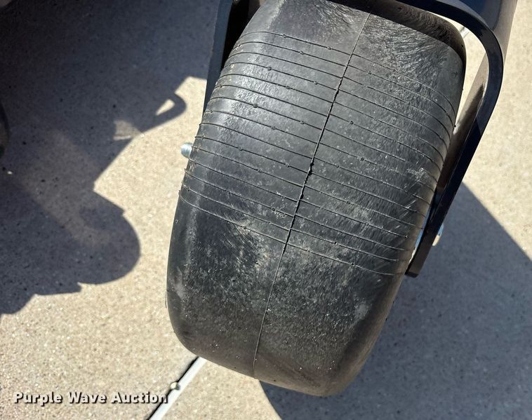 image for item DY0732 2023 Kubota WHF15-48-2 lawn mower