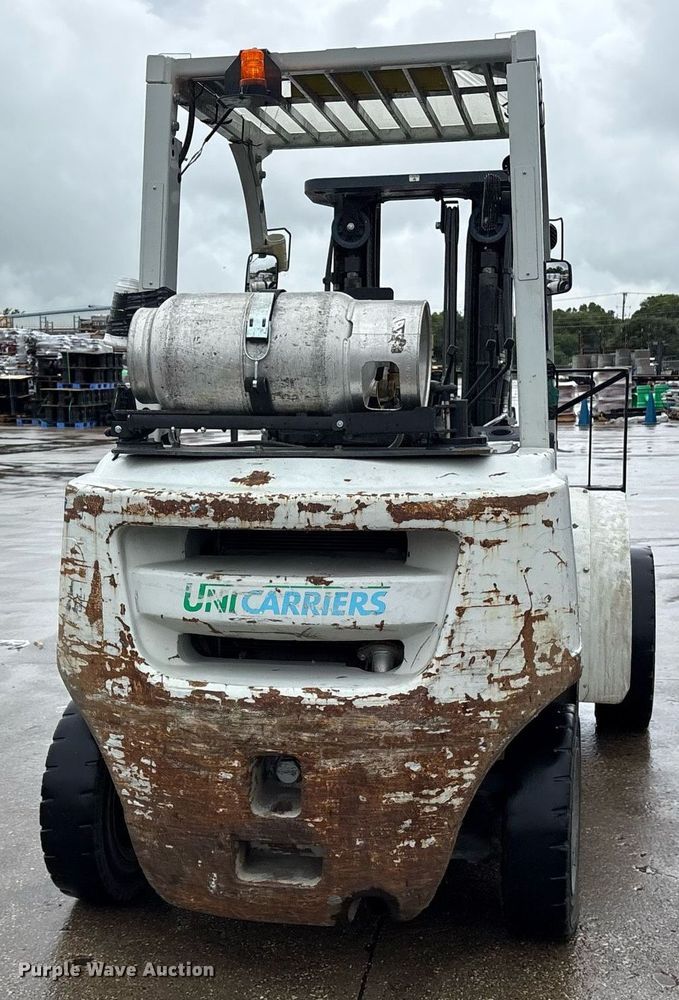 image for item DY0742 2016 UniCarriers PF80YLP forklift