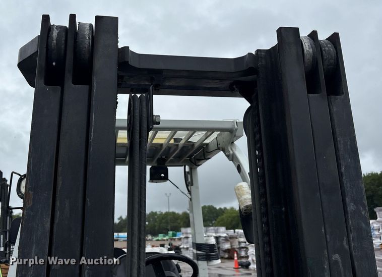 image for item DY0742 2016 UniCarriers PF80YLP forklift