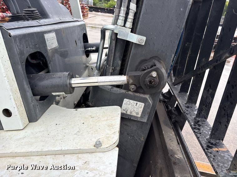 image for item DY0742 2016 UniCarriers PF80YLP forklift