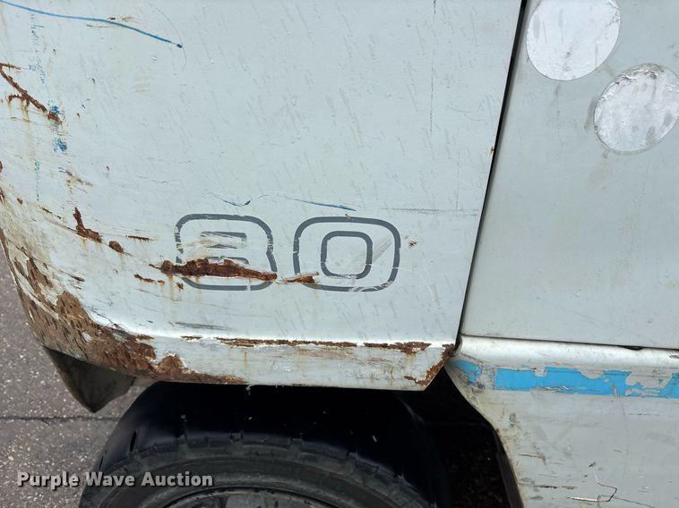 image for item DY0742 2016 UniCarriers PF80YLP forklift