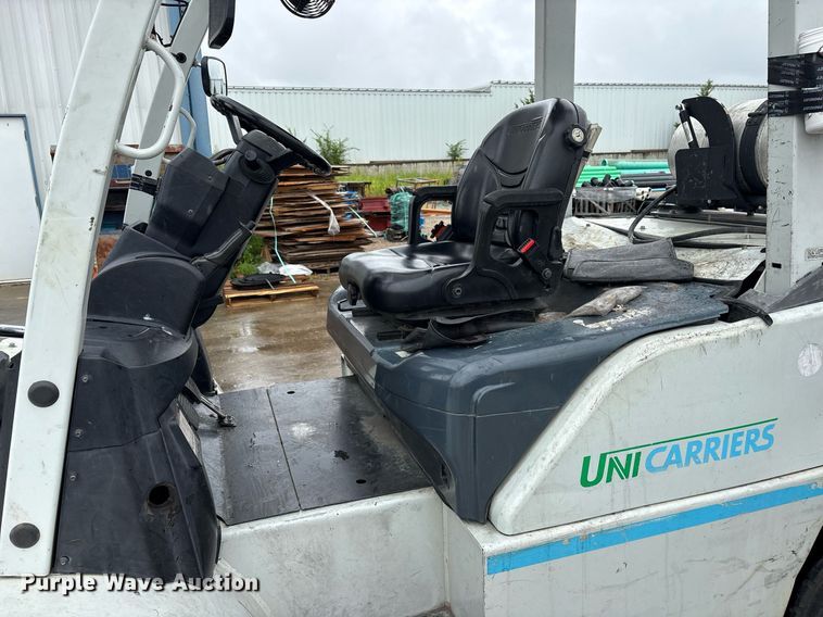 image for item DY0742 2016 UniCarriers PF80YLP forklift