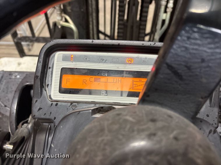 image for item DY0742 2016 UniCarriers PF80YLP forklift