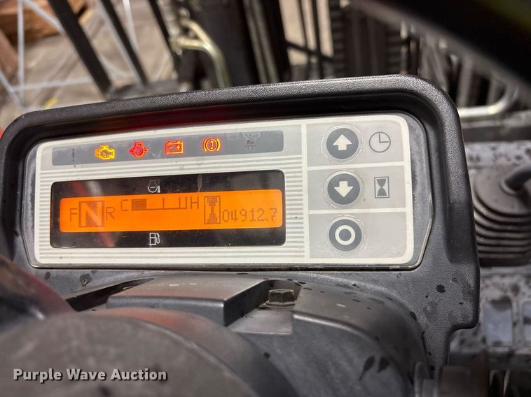 image for item DY0742 2016 UniCarriers PF80YLP forklift