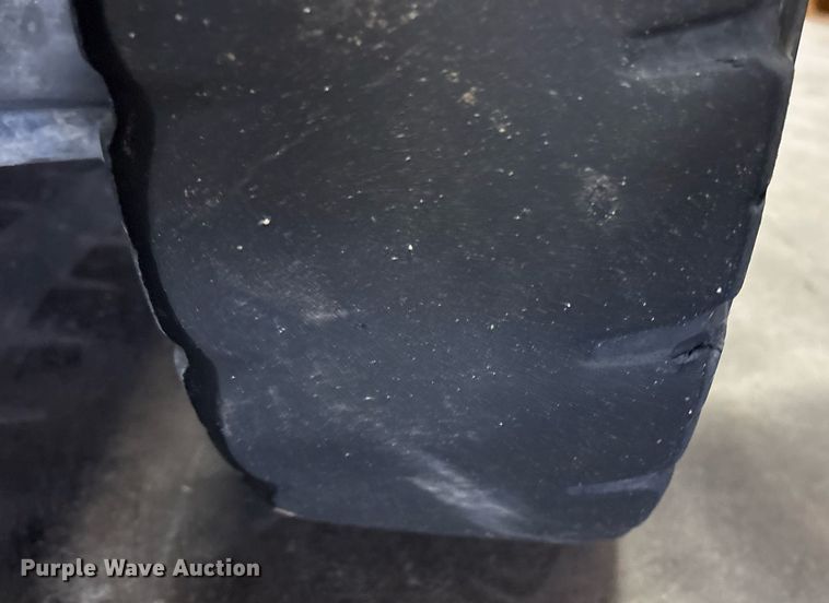 image for item DY0742 2016 UniCarriers PF80YLP forklift