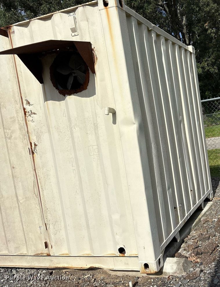 image for item DY0790 Shipping container