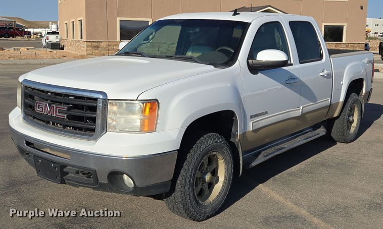 image for item DY0967 2011 GMC Sierra 1500 Crew Cab pickup truck