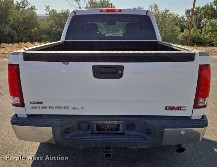 image for item DY0967 2011 GMC Sierra 1500 Crew Cab pickup truck