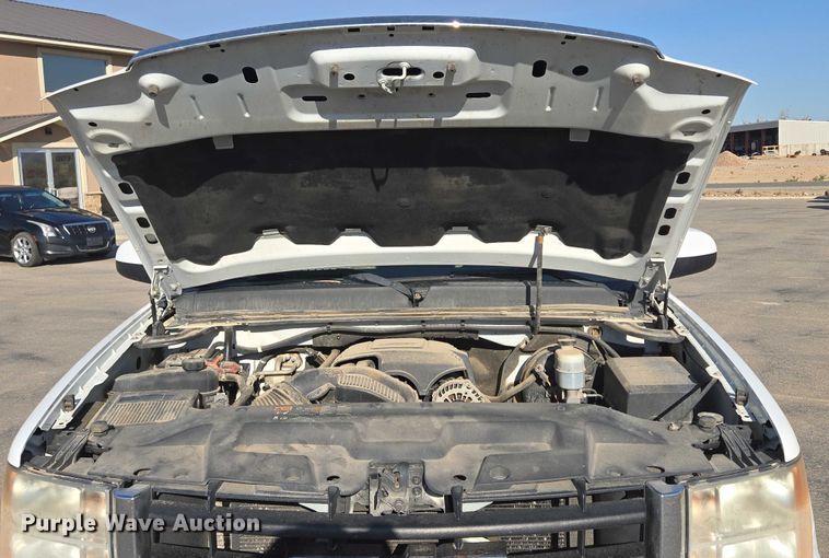 image for item DY0967 2011 GMC Sierra 1500 Crew Cab pickup truck