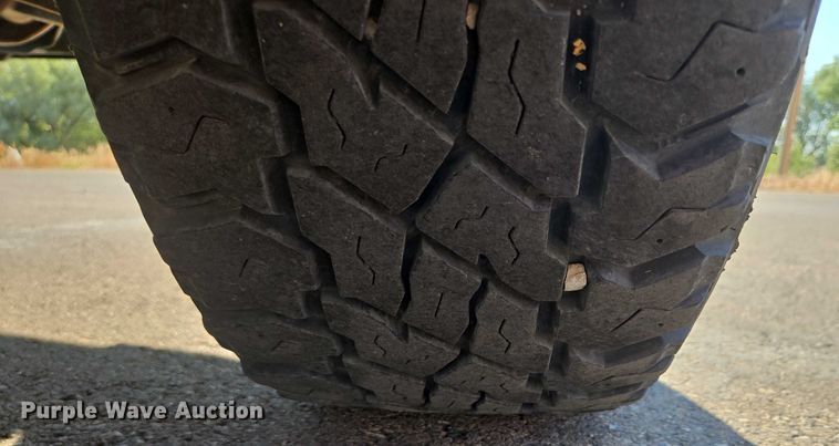 image for item DY0967 2011 GMC Sierra 1500 Crew Cab pickup truck