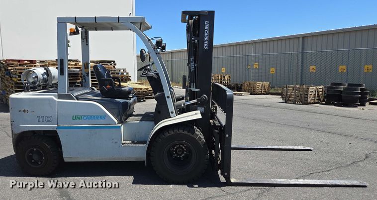 MONTACARGAS 2015 NISSAN PF110YLP