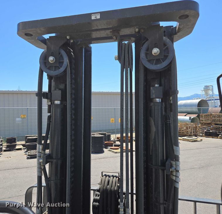 image for item DY0971 2015 Nissan PF110YLP forklift