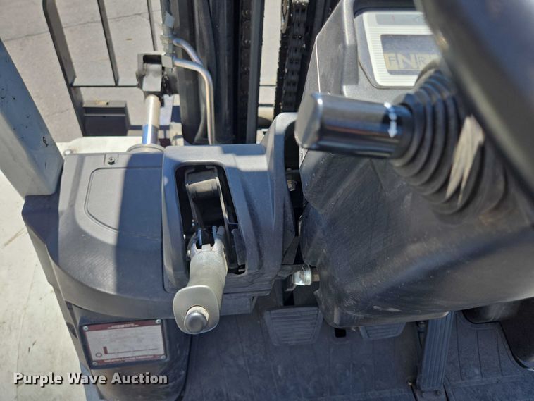 image for item DY0971 2015 Nissan PF110YLP forklift