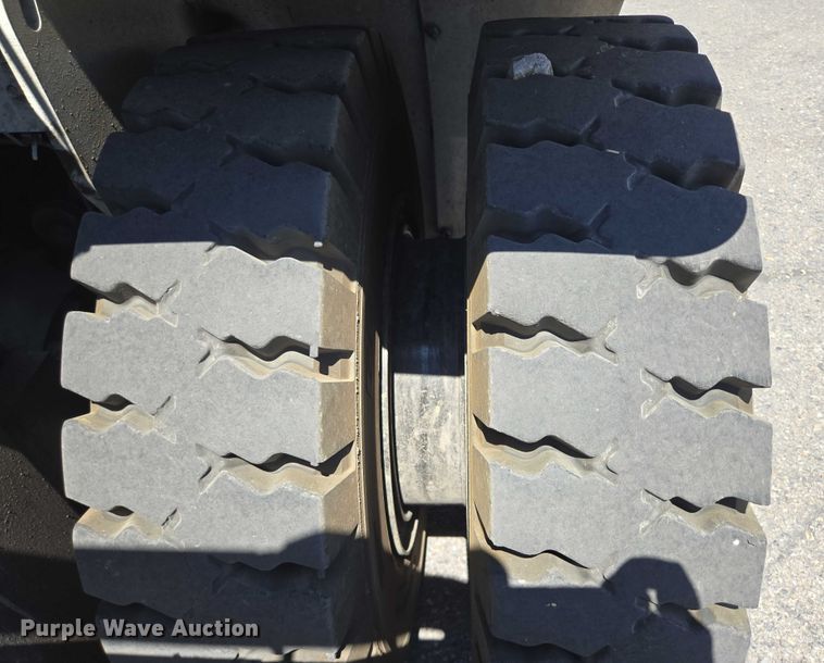 image for item DY0971 2015 Nissan PF110YLP forklift