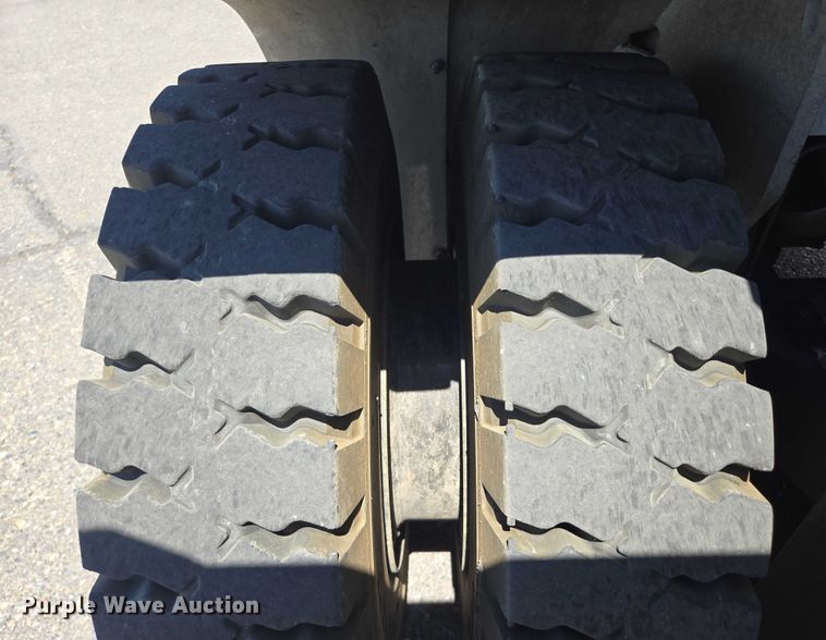 image for item DY0971 2015 Nissan PF110YLP forklift