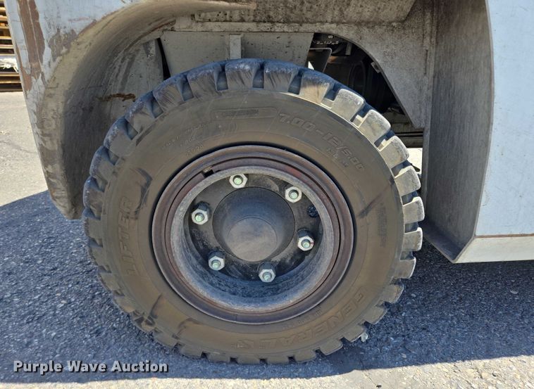 image for item DY0971 2015 Nissan PF110YLP forklift