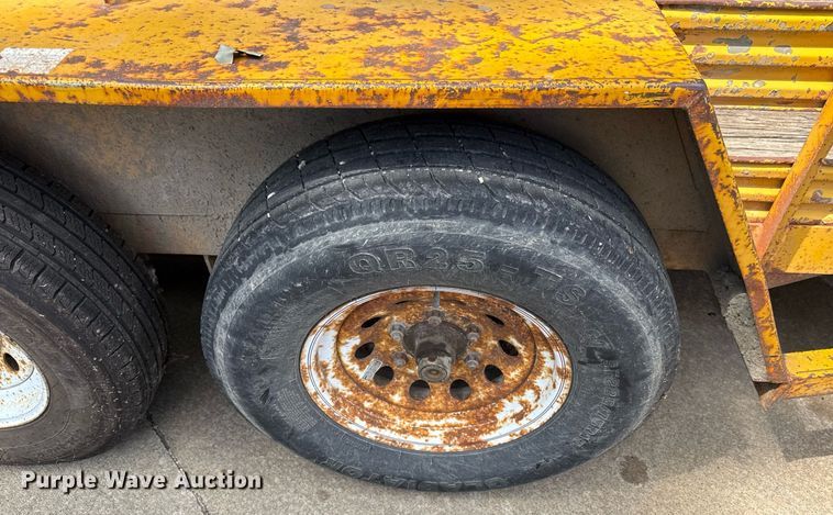 image for item DZ1484 2003 Redihaul RH14UT utility trailer