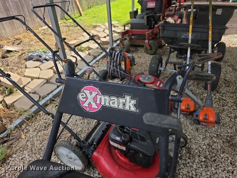 image for item DZ6000 Lawn equipment