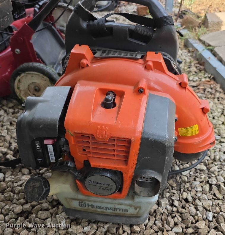 image for item DZ6000 Lawn equipment