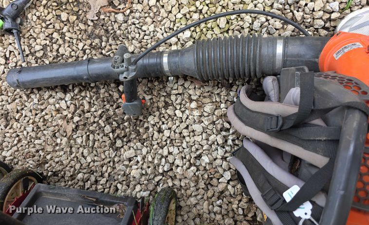 image for item DZ6000 Lawn equipment