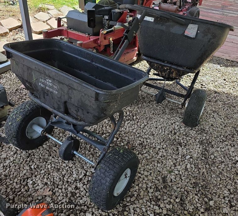 image for item DZ6000 Lawn equipment