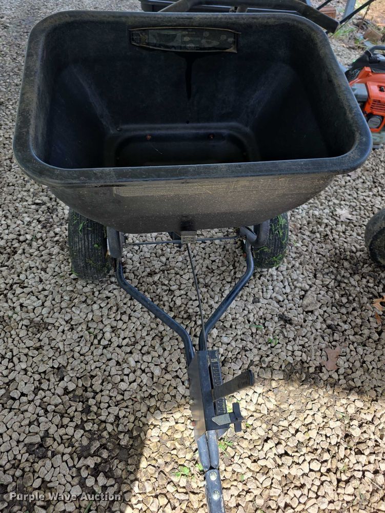image for item DZ6000 Lawn equipment