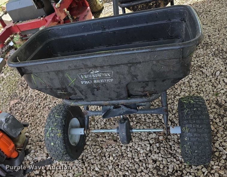 image for item DZ6000 Lawn equipment