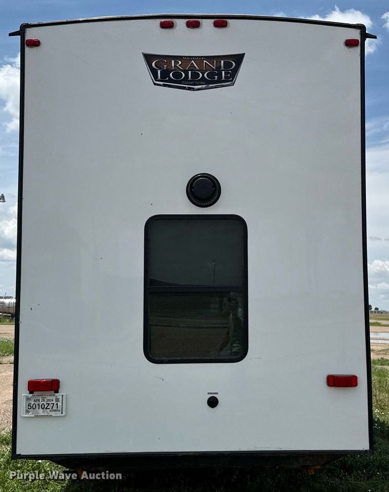 image for item DZ8619 2024 Forest River Wildwood Grand Lodge camper