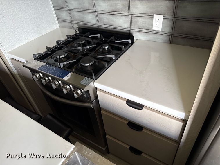 image for item DZ8619 2024 Forest River Wildwood Grand Lodge camper