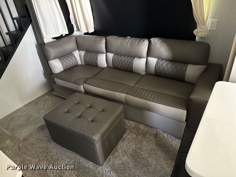 image for item DZ8619 2024 Forest River Wildwood Grand Lodge camper