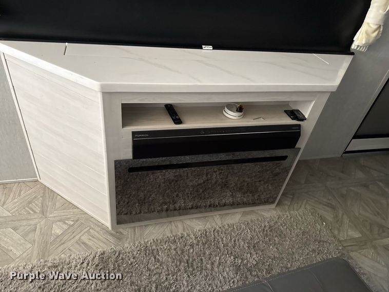 image for item DZ8619 2024 Forest River Wildwood Grand Lodge camper