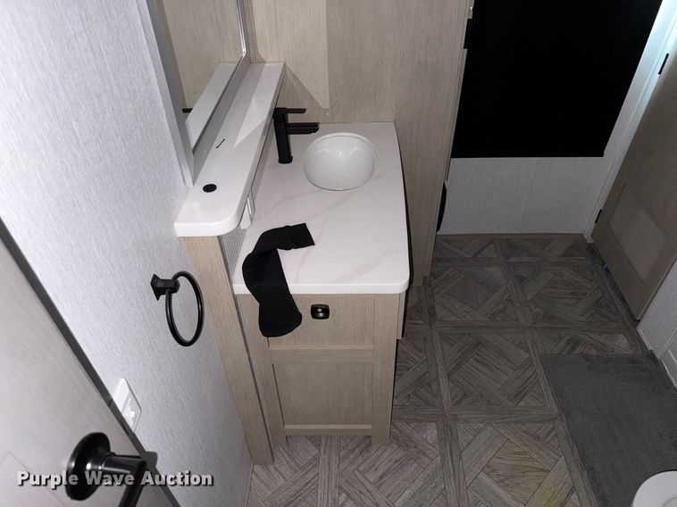 image for item DZ8619 2024 Forest River Wildwood Grand Lodge camper