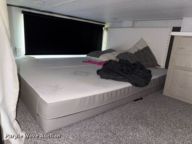 image for item DZ8619 2024 Forest River Wildwood Grand Lodge camper