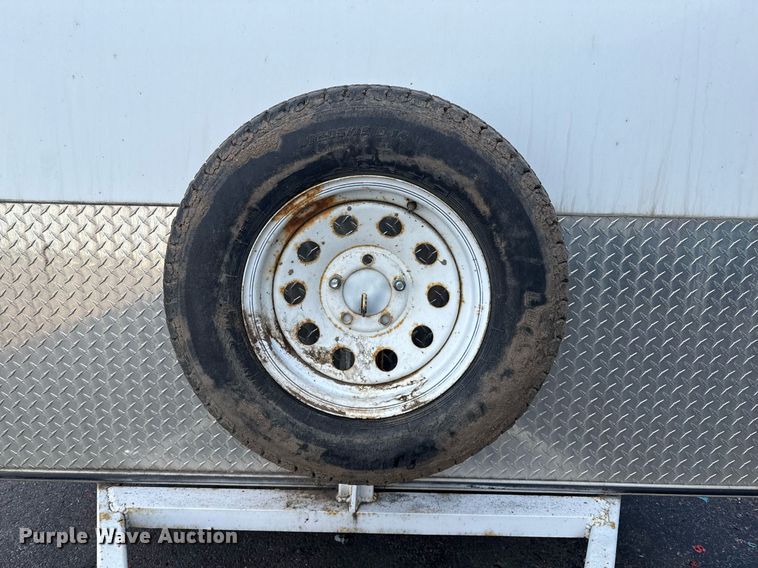 image for item DZ8676 2001 MightyMover Trailers enclosed cargo trailer