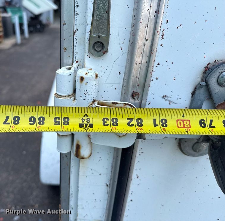 image for item DZ8676 2001 MightyMover Trailers enclosed cargo trailer