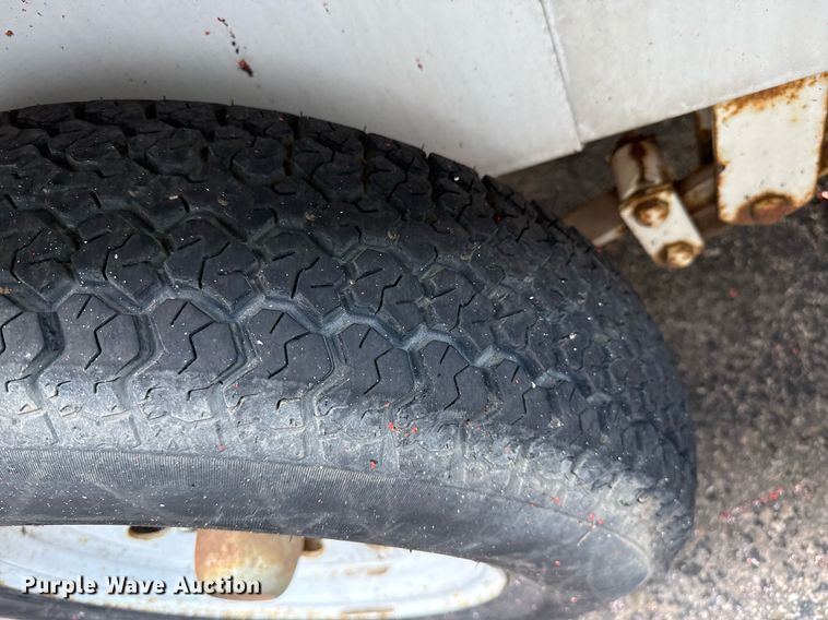 image for item DZ8676 2001 MightyMover Trailers enclosed cargo trailer