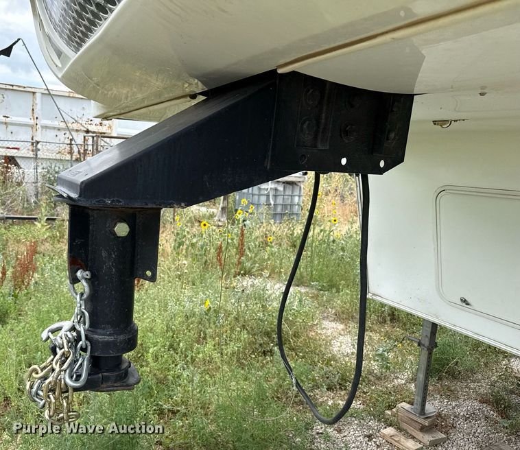 image for item DZ8687 2009 Keystone Fuzion 39309 camper