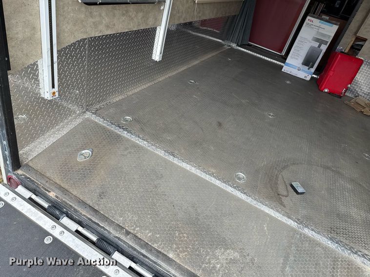 image for item DZ8687 2009 Keystone Fuzion 39309 camper