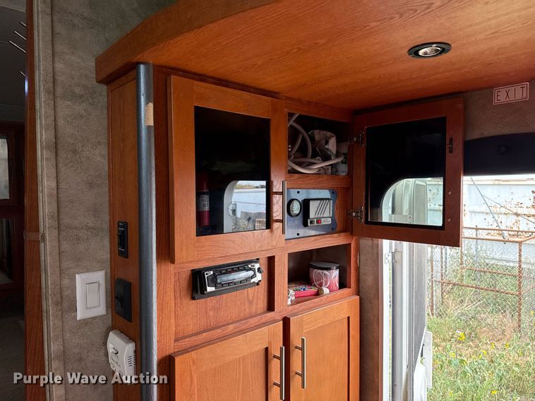 image for item DZ8687 2009 Keystone Fuzion 39309 camper