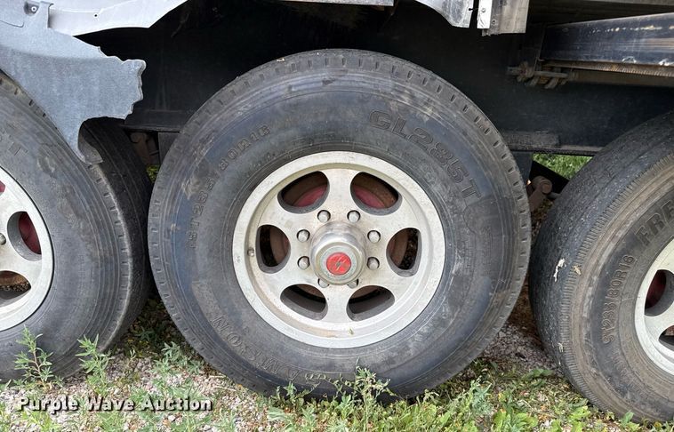 image for item DZ8687 2009 Keystone Fuzion 39309 camper