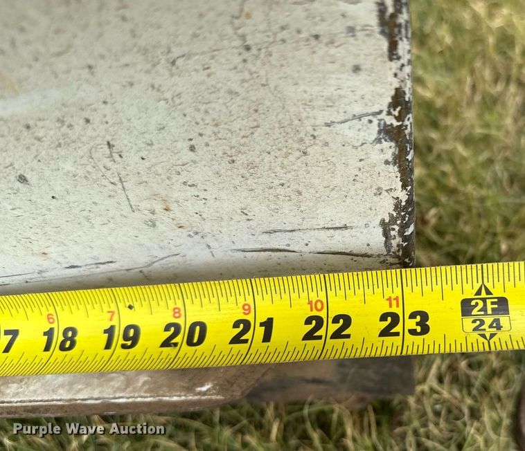 image for item DZ8692 Truck parts