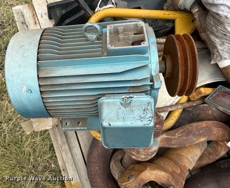 image for item DZ8692 Truck parts