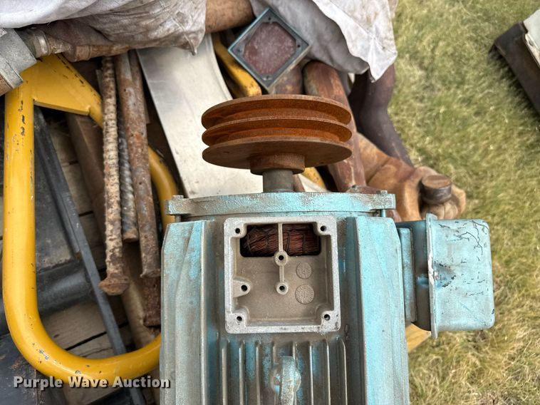 image for item DZ8692 Truck parts