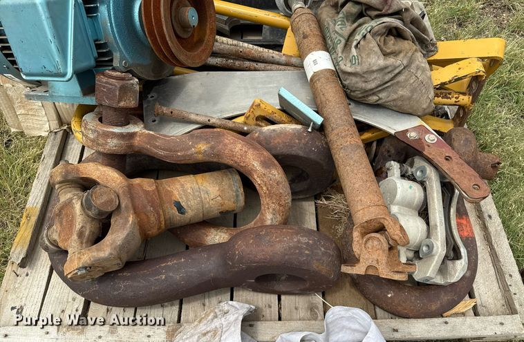 image for item DZ8692 Truck parts