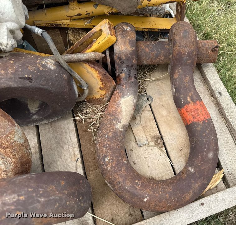 image for item DZ8692 Truck parts