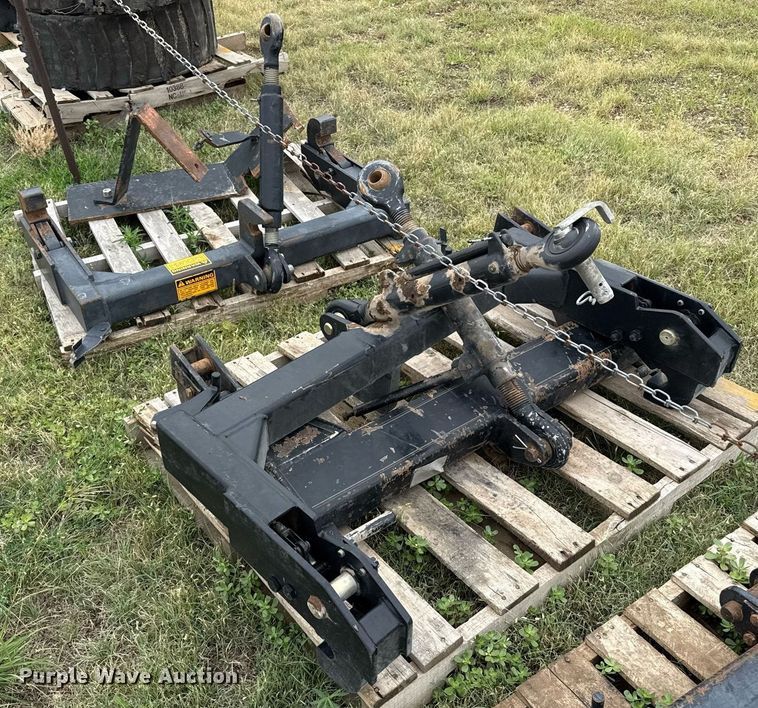 image for item DZ8697 (3) quick attaches