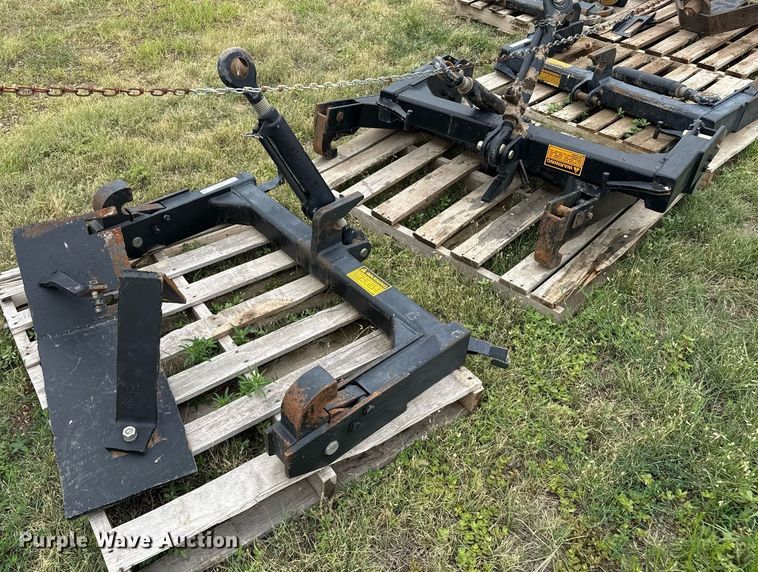 image for item DZ8697 (3) quick attaches