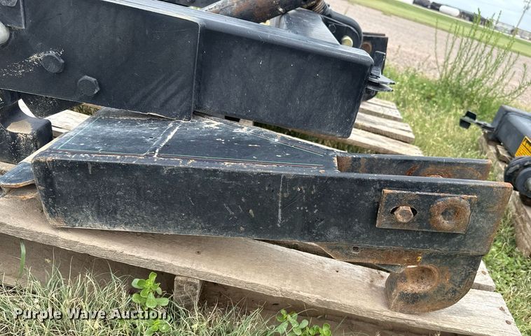 image for item DZ8697 (3) quick attaches