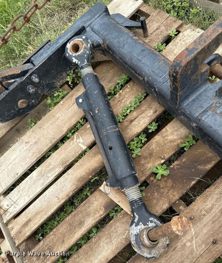 image for item DZ8698 Tractor parts